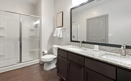 Landing Apartments - University City