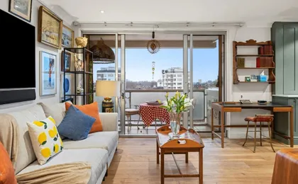Stunning Flat in Chelsea Kings Road With Balcony