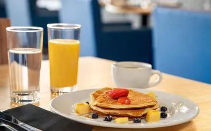 Holiday Inn Philadelphia Arpt-Stadium Area by IHG