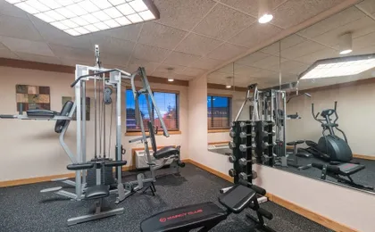 Baymont Inn & Suites Fargo