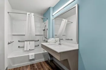 Woodspring Suites Newington - Hartford South