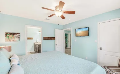 Boogie Board Bungalow - Pet Friendly! Private Pool!