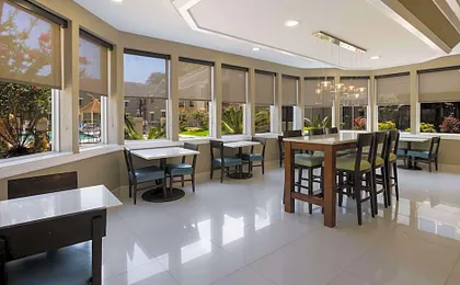 MainStay Suites Savannah Midtown