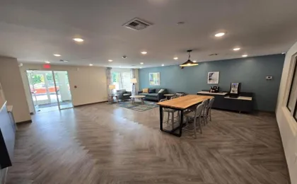 WoodSpring Suites Jackson Hub City