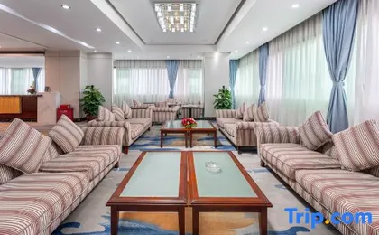 Guangzhou Huahai Hotel (Jiangnanxi changgang Metro Station)