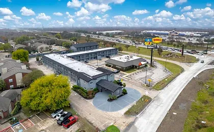 Super 8 by Wyndham Texas City/Galveston Area