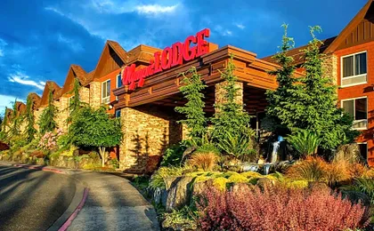 Olympic Lodge by Ayres