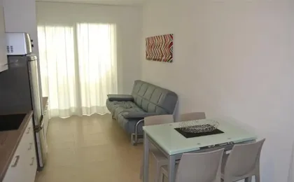 Cozy Flat 200 m From the Beach