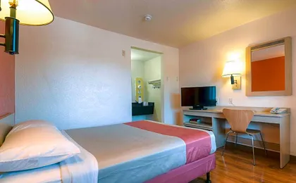 Motel 6-El Cajon, CA - San Diego