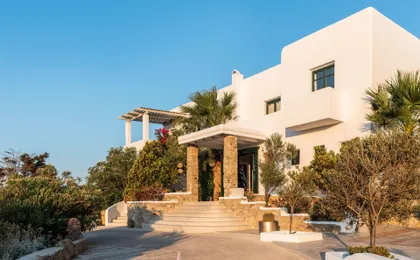 Tharroe of Mykonos
