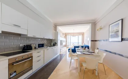 Wonderful Apartment on Sea