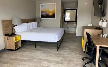 Days Inn by Wyndham Brunswick/St. Simons Area