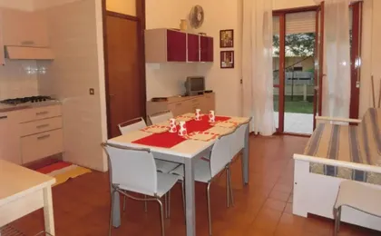 Comfortable Flat Near the sea With Garden