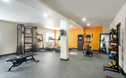 La Quinta Inn & Suites by Wyndham St. Louis Hazelwood/ North