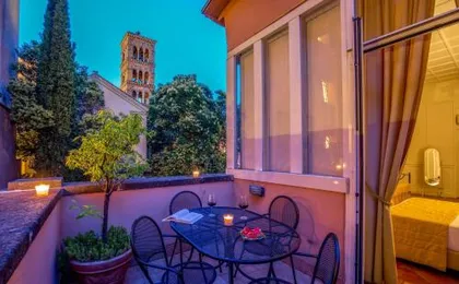 Aenea Inn