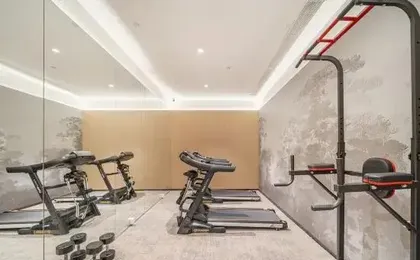Guiyu Hotel (Guangzhou Olympic Sports Center Yuzhu Metro Station Branch)
