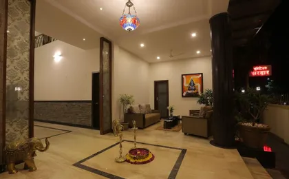 Sardar Lodge