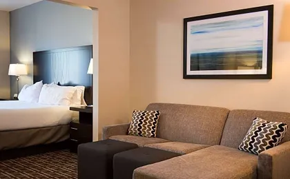 Holiday Inn Express Le Claire Riverfront-Davenport By IHG
