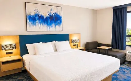 La Quinta Inn & Suites by Wyndham Albuquerque Journal Ctr Nw