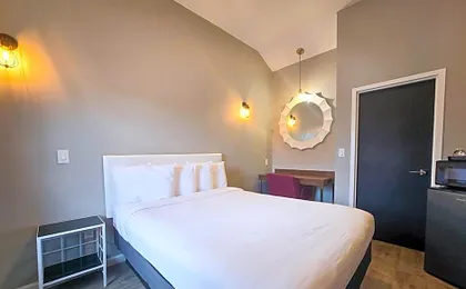 Penn Lodge Hotel & Suites Philadelphia - Bensalem