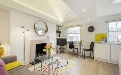Marylebone - Crawford Street Apartments by Viridian Apartments