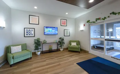 Holiday Inn Express & Suites Jamestown