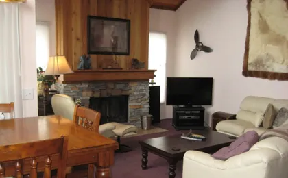 Val d'Isere by Mammoth Reservation Bureau