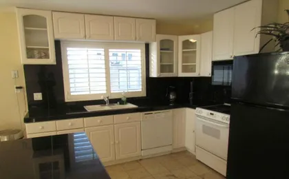 3 Bedroom Duplex with Ocean View