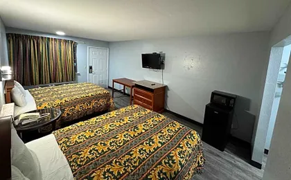 Claremore Motor Inn