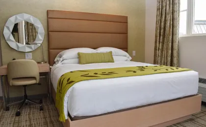 The Fredonia Hotel & Convention Center
