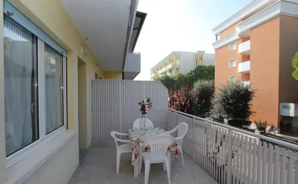 Two-bedroom Flat by the Beach