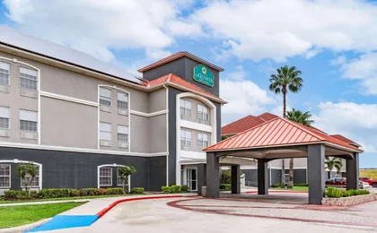La Quinta Inn & Suites By Wyndham Pharr Rgv Medica