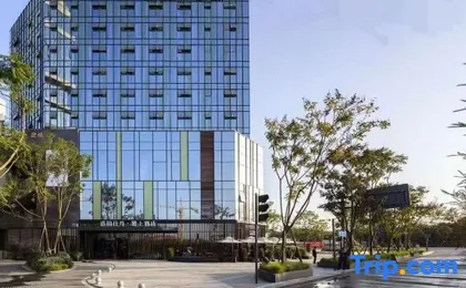 Senberstan Lushang Hotel