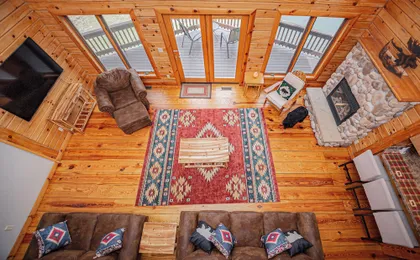 Duck Pond Lodge by Taylor Made Deep Creek