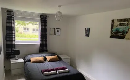 Apartment Sleeps 4 With Free Parking