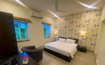 HOTEL CEDAR