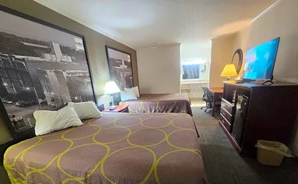 budgetel Inn & Suites