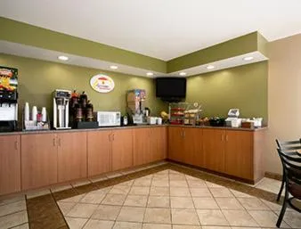 Super 8 by Wyndham Columbia City