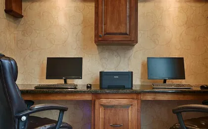 Best Western Plus Southpark Inn & Suites