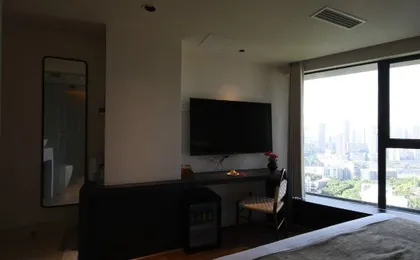 Chongqing Yujian High-altitude River View Hotel (Li Ziba People's Hall Branch)