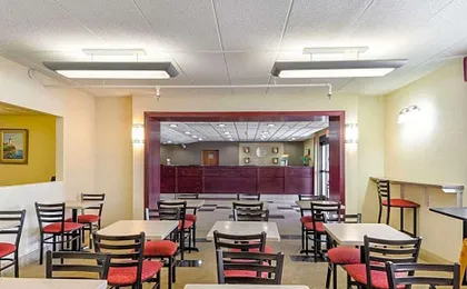 Holiday Inn Express Fall River North By IHG