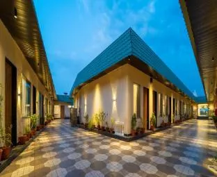Rivaasa Hotel & Resort