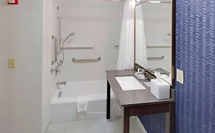 Fairfield Inn & Suites by Marriott Youngstown Austintown