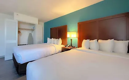 The Adventure Hotel by the Parks