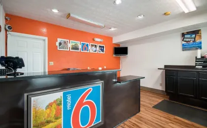 Motel 6 Parkersburg