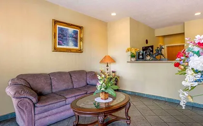 Econo Lodge Colorado Springs near Airport