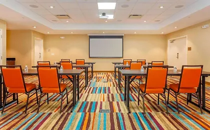 Fairfield Inn & Suites by Marriott Decatur at Decatur Conference Center