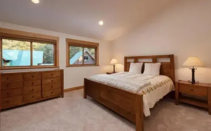 Donner Ridge by Avantstay Minutes to Skiing Deck Ping Pong Pool Table