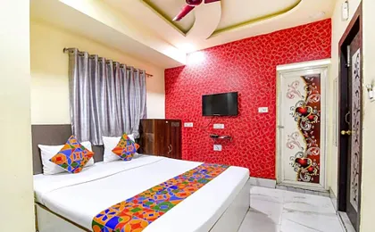 Goroomgo Hotel Narayanan Kolkata