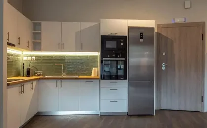 THE apartment 2 BDRS/2 BATHS luxury residence